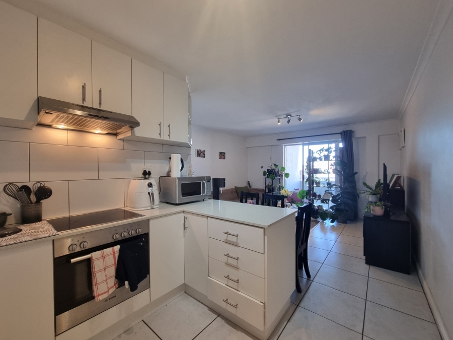To Let 1 Bedroom Property for Rent in Salt River Western Cape
